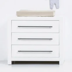 Europe Baby Vittoria III Babykamer Wit | Bed 70 x 140 cm + Commode