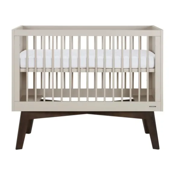Kidsmill Sixties Babybed Oatmeal / Walnoot 60 x 120 cm