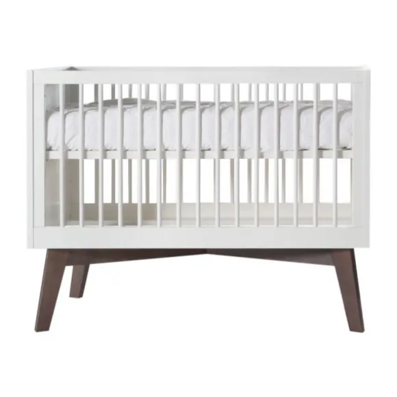 Kidsmill Sixties Babybed Wit Mat / Walnoot 70 x 140 cm