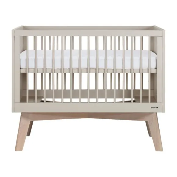 Kidsmill Sixties Babykamer Oatmeal / Eiken | Ledikant 60 x 120 cm + Commode