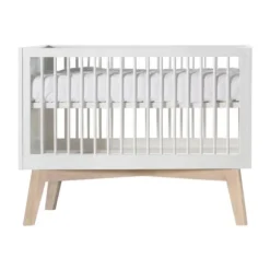 Kidsmill Sixties Babykamer Wit Mat / Naturel | Bed 60 x 120 cm + Commode + Kast 2-Deurs