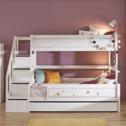 LIFETIME Kidsrooms Stapelbed Familie Met Trapkast - 90/140x200 cm - Premium Rolbodem - White Wash